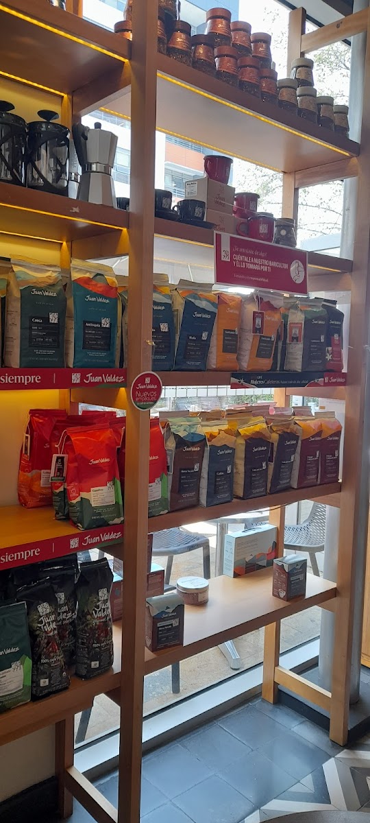 Juan Valdez Café-3